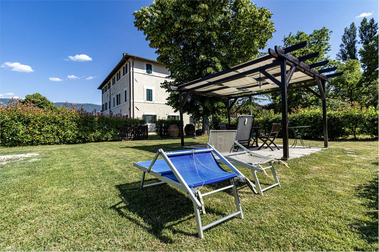 Dimora di charme in casale storico del XVIII secolo con giardino privato e garage — di prestigio in vendita a Spoleto — anteprima 25