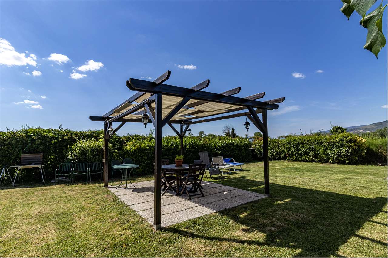 Dimora di charme in casale storico del XVIII secolo con giardino privato e garage — di prestigio in vendita a Spoleto — anteprima 32