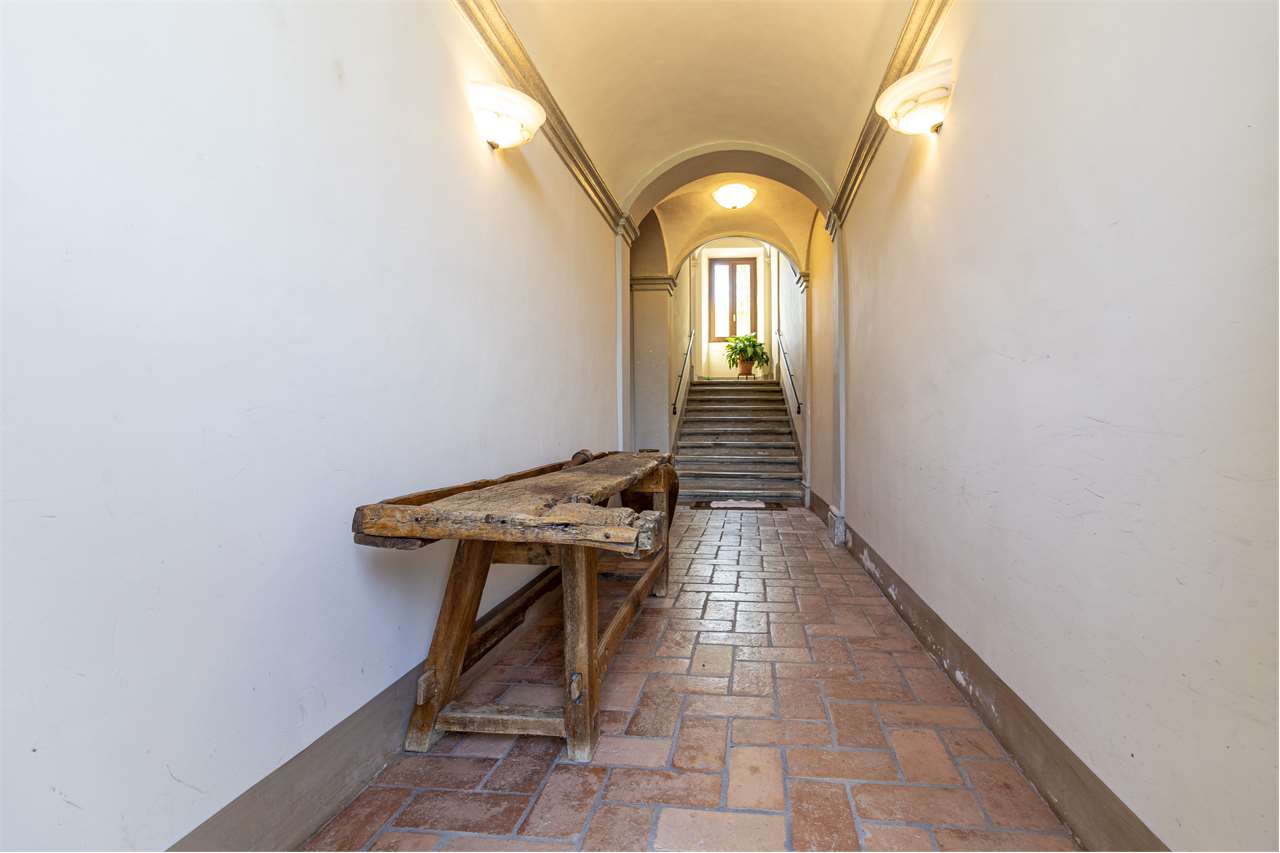 Dimora di charme in casale storico del XVIII secolo con giardino privato e garage — di prestigio in vendita a Spoleto — anteprima 34