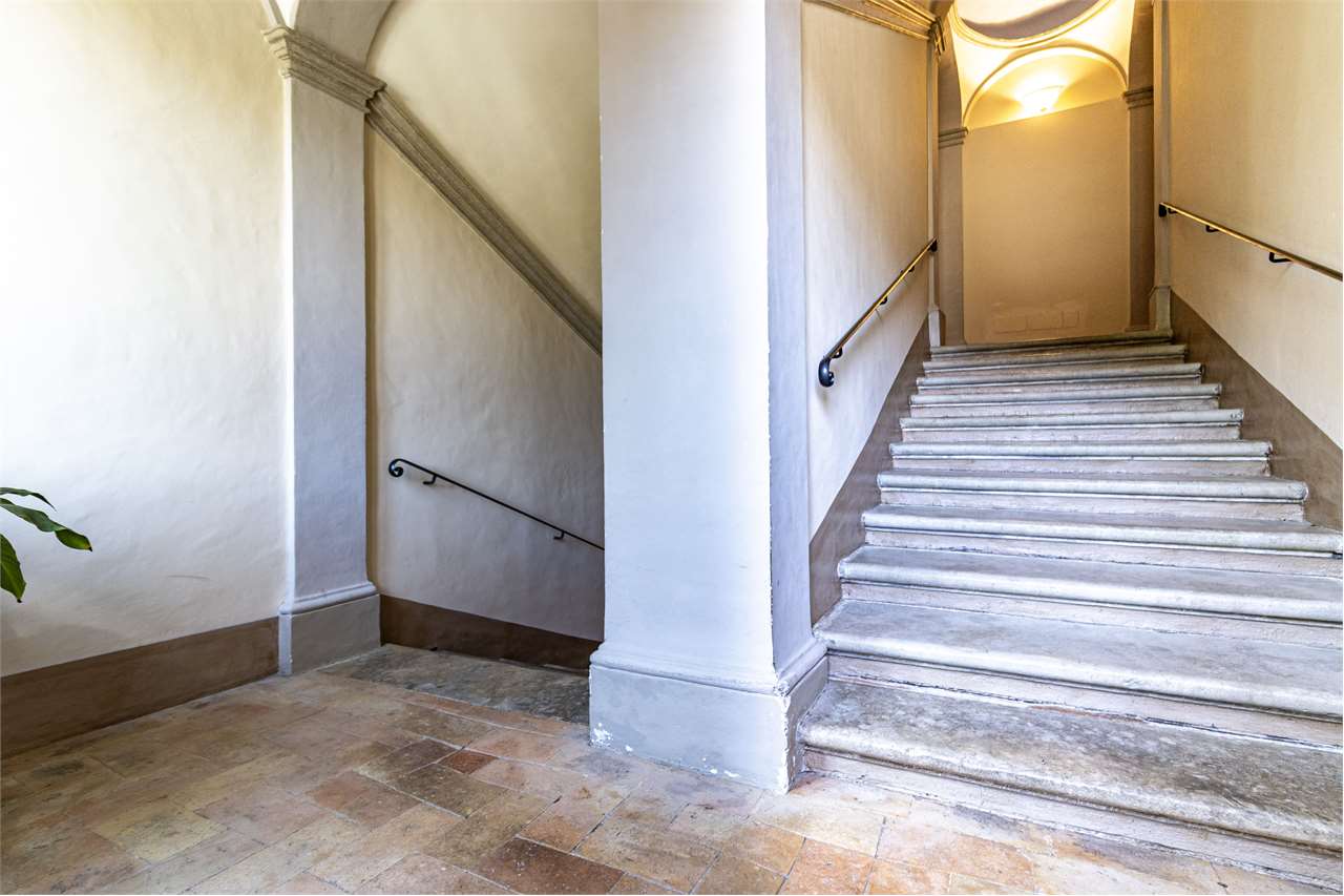 Dimora di charme in casale storico del XVIII secolo con giardino privato e garage — di prestigio in vendita a Spoleto — anteprima 36