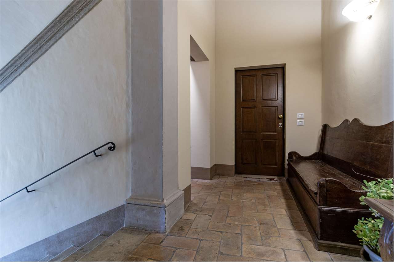 Dimora di charme in casale storico del XVIII secolo con giardino privato e garage — di prestigio in vendita a Spoleto — anteprima 38