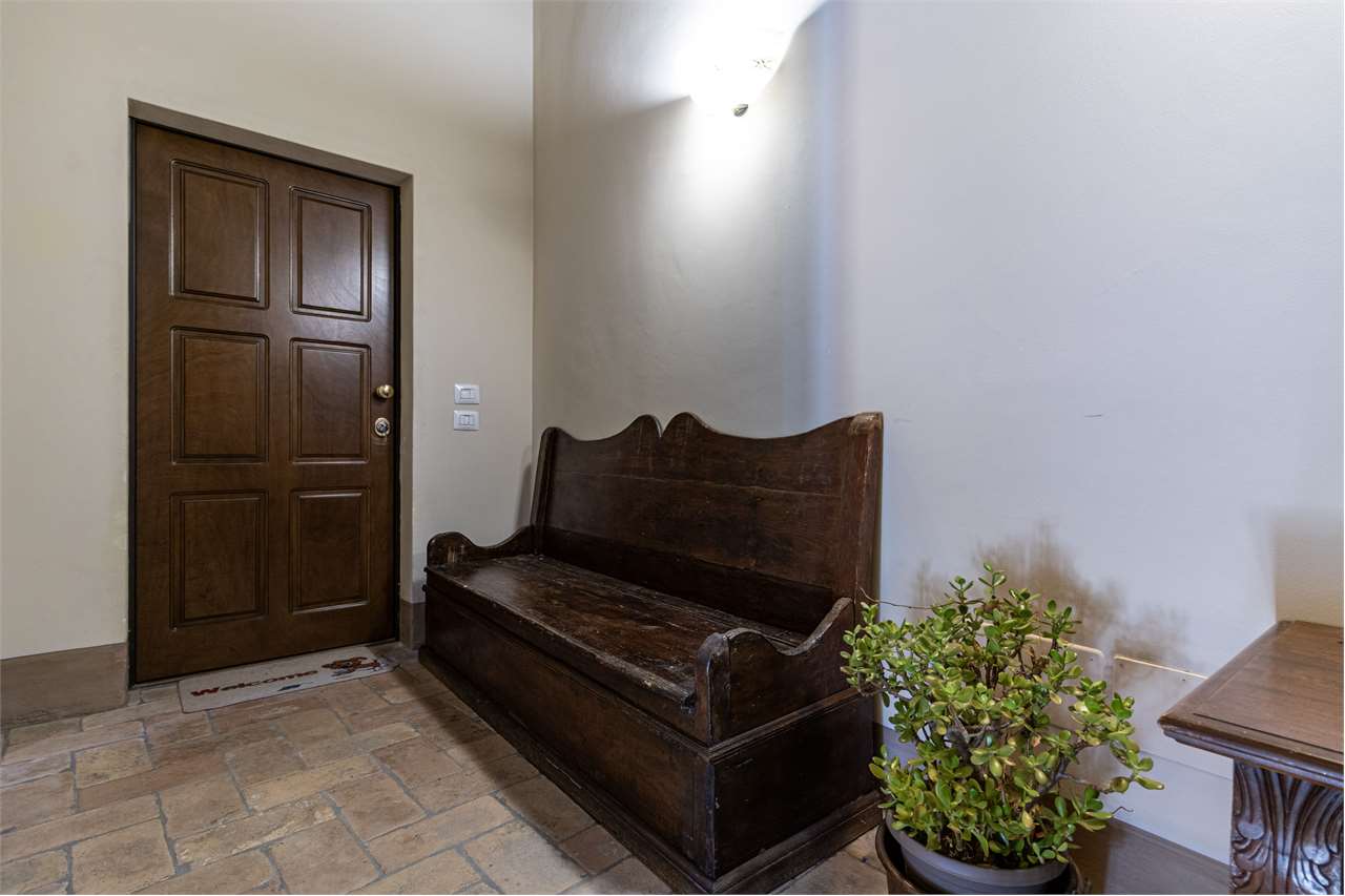 Dimora di charme in casale storico del XVIII secolo con giardino privato e garage — di prestigio in vendita a Spoleto — anteprima 39