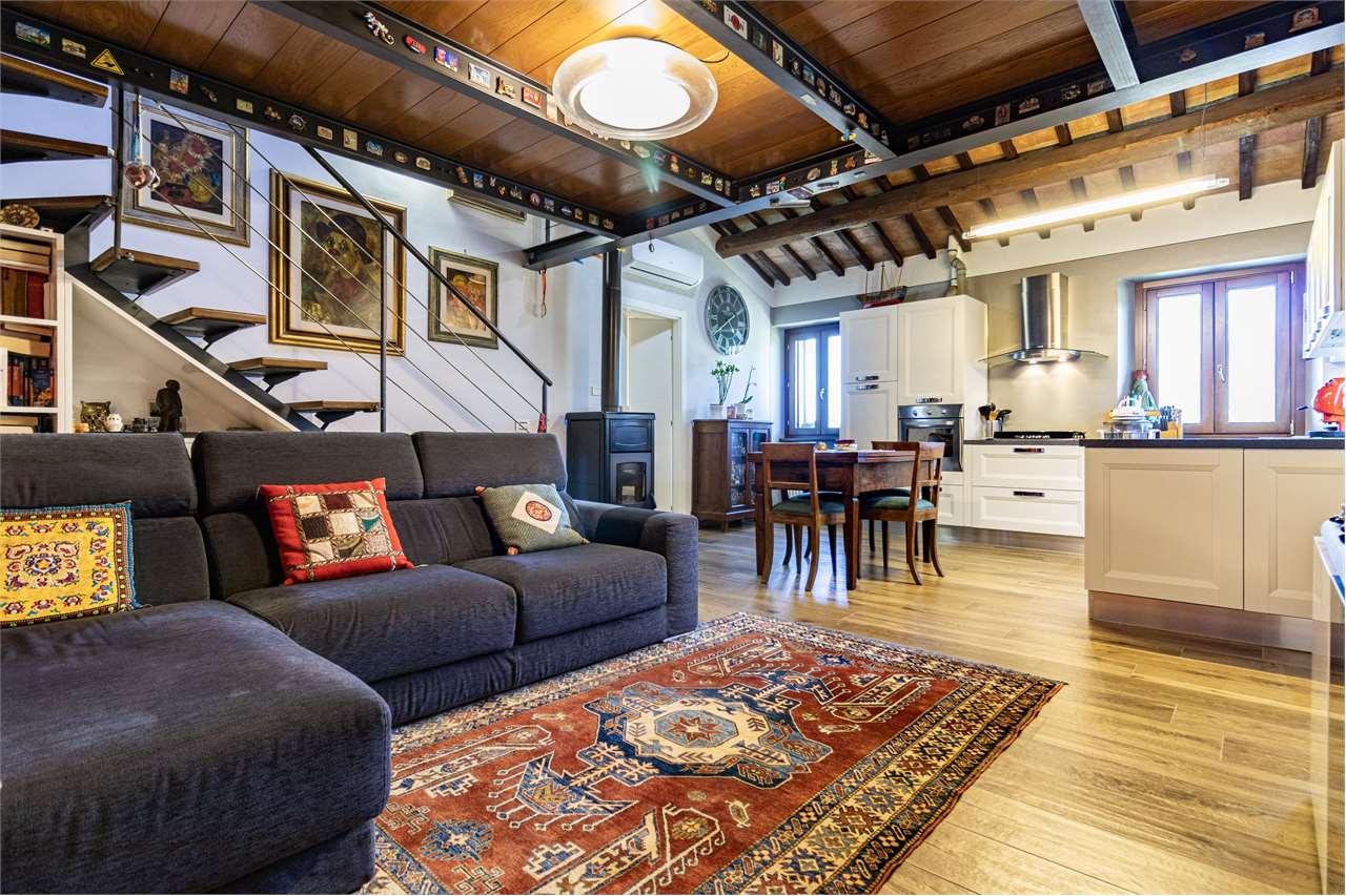 Dimora di charme in casale storico del XVIII secolo con giardino privato e garage — di prestigio in vendita a Spoleto — anteprima 44