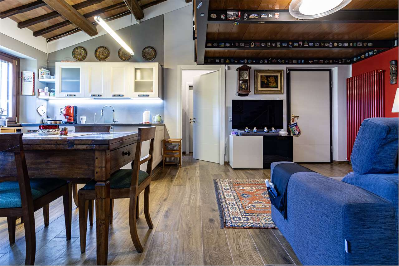 Dimora di charme in casale storico del XVIII secolo con giardino privato e garage — di prestigio in vendita a Spoleto — anteprima 51