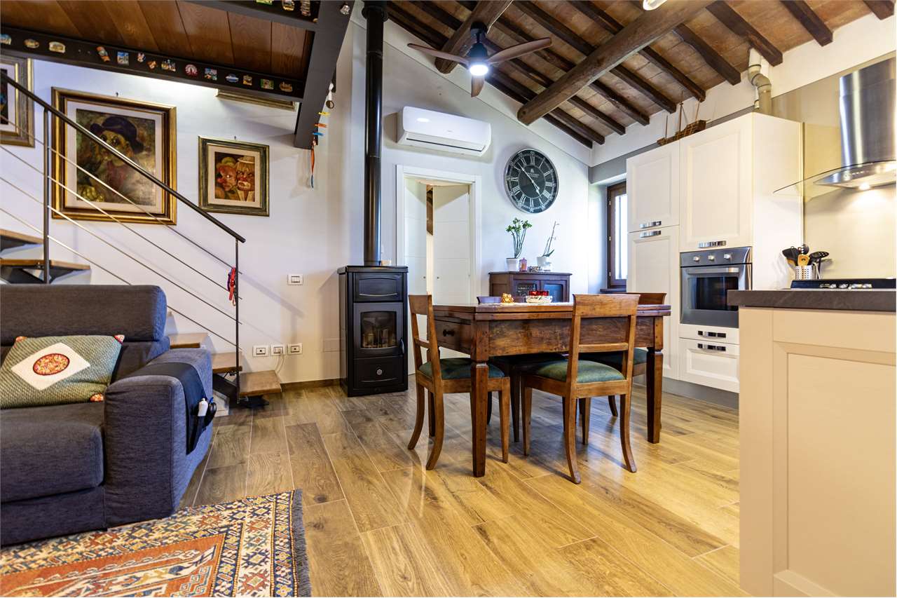 Dimora di charme in casale storico del XVIII secolo con giardino privato e garage — di prestigio in vendita a Spoleto — anteprima 62