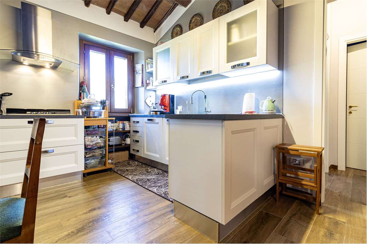 Dimora di charme in casale storico del XVIII secolo con giardino privato e garage — di prestigio in vendita a Spoleto — anteprima 67