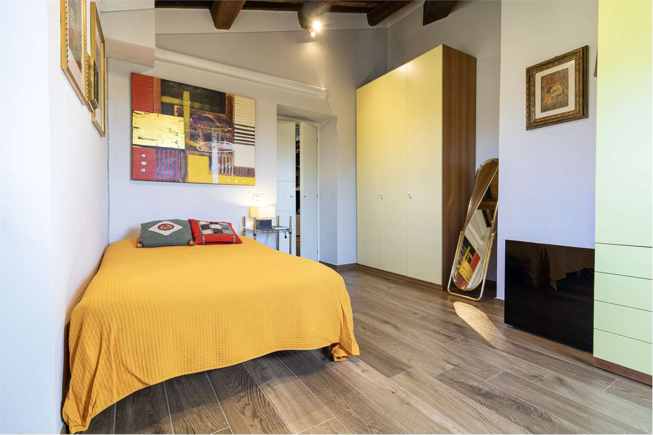 Dimora di charme in casale storico del XVIII secolo con giardino privato e garage — di prestigio in vendita a Spoleto — anteprima 73