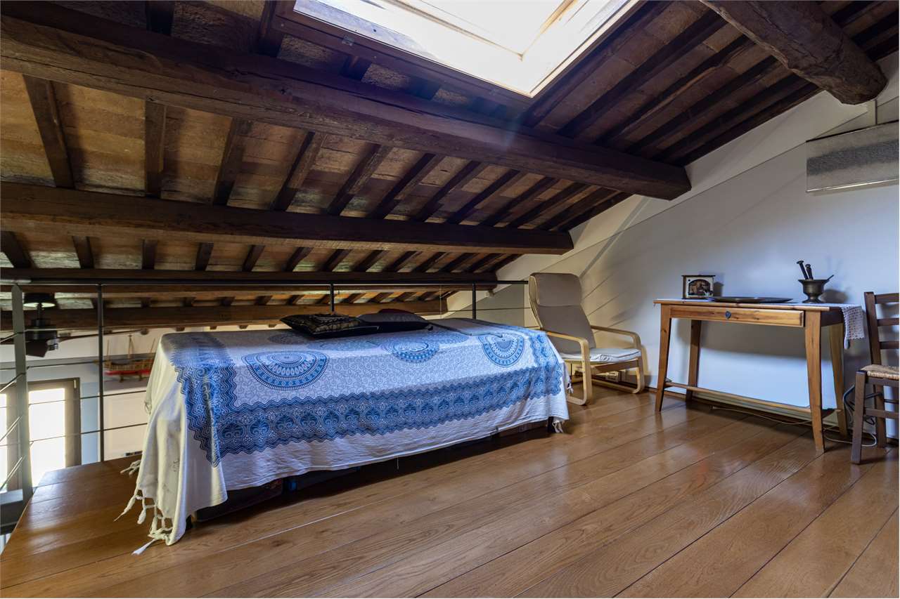 Dimora di charme in casale storico del XVIII secolo con giardino privato e garage — di prestigio in vendita a Spoleto — anteprima 82