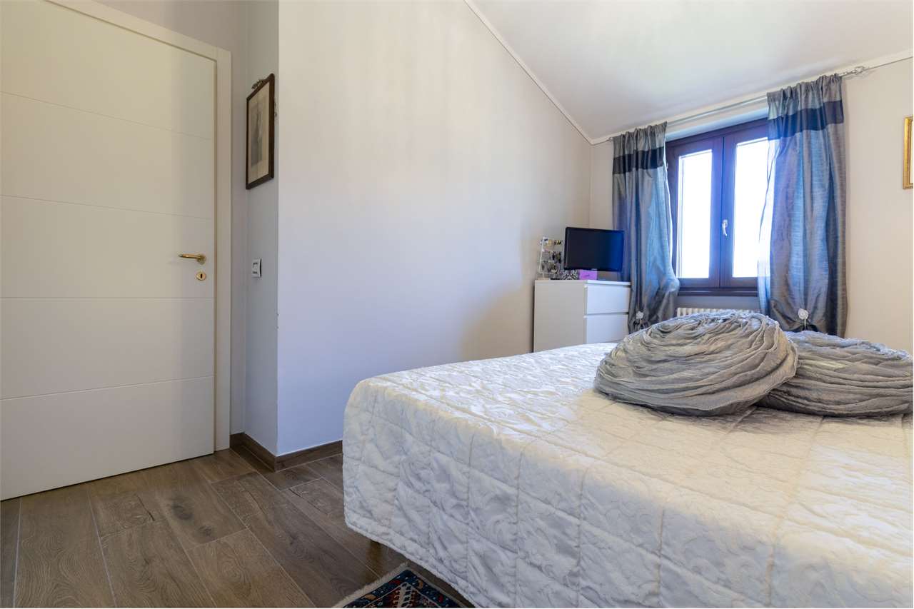 Dimora di charme in casale storico del XVIII secolo con giardino privato e garage — di prestigio in vendita a Spoleto — anteprima 96