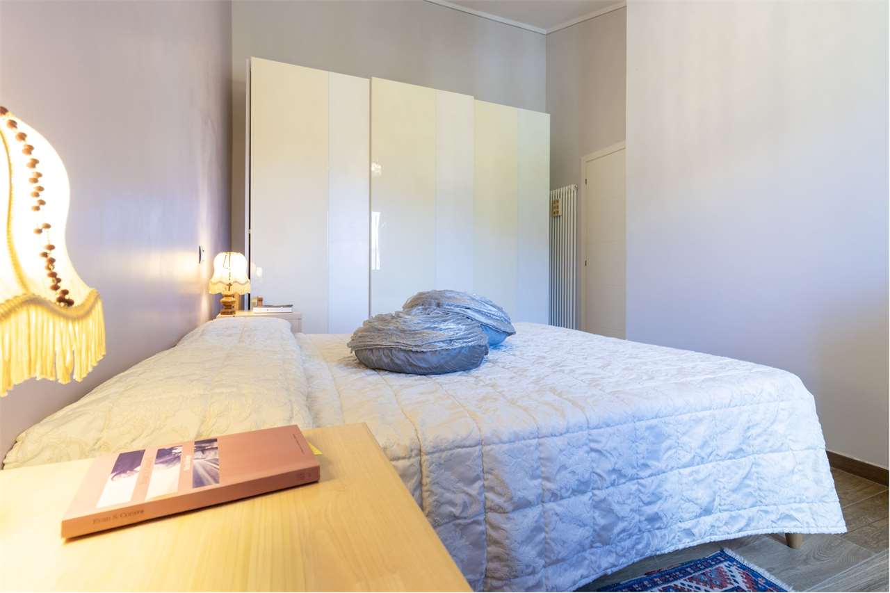 Dimora di charme in casale storico del XVIII secolo con giardino privato e garage — di prestigio in vendita a Spoleto — anteprima 100