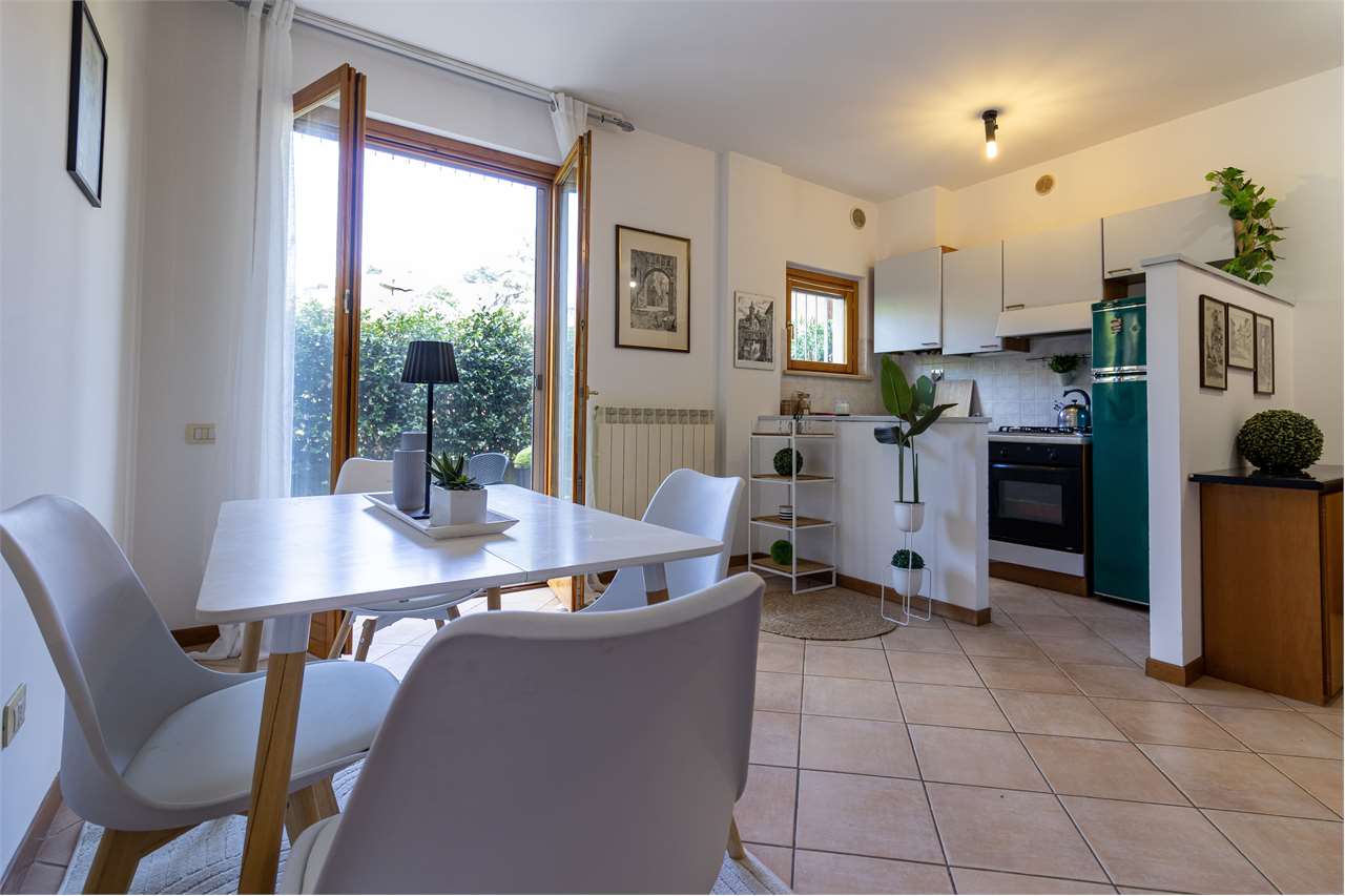 Bilocale con giardino privato in palazzina moderna — Appartamento in vendita a Spoleto — anteprima 15