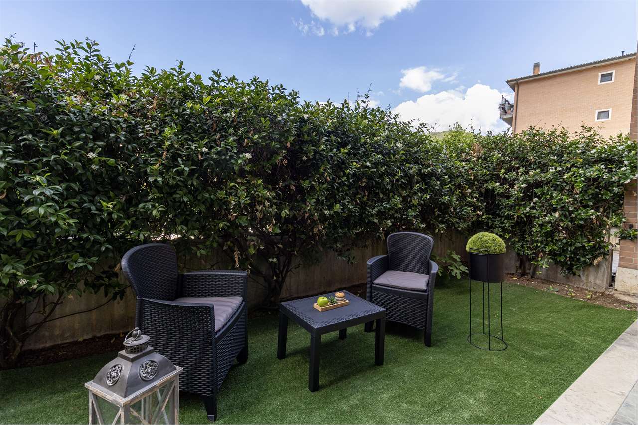 Bilocale con giardino privato in palazzina moderna — Appartamento in vendita a Spoleto — anteprima 25
