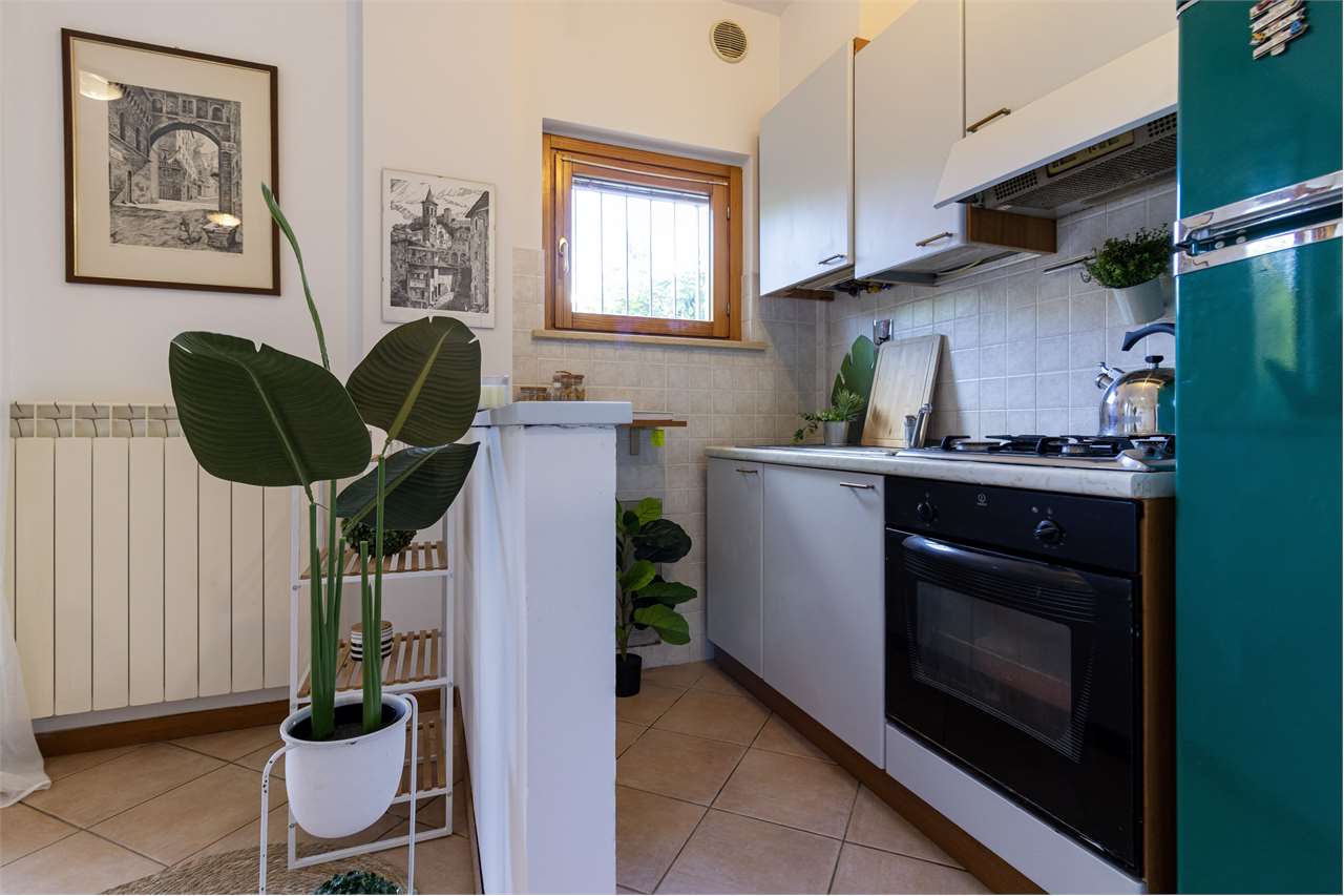 Bilocale con giardino privato in palazzina moderna — Appartamento in vendita a Spoleto — anteprima 33