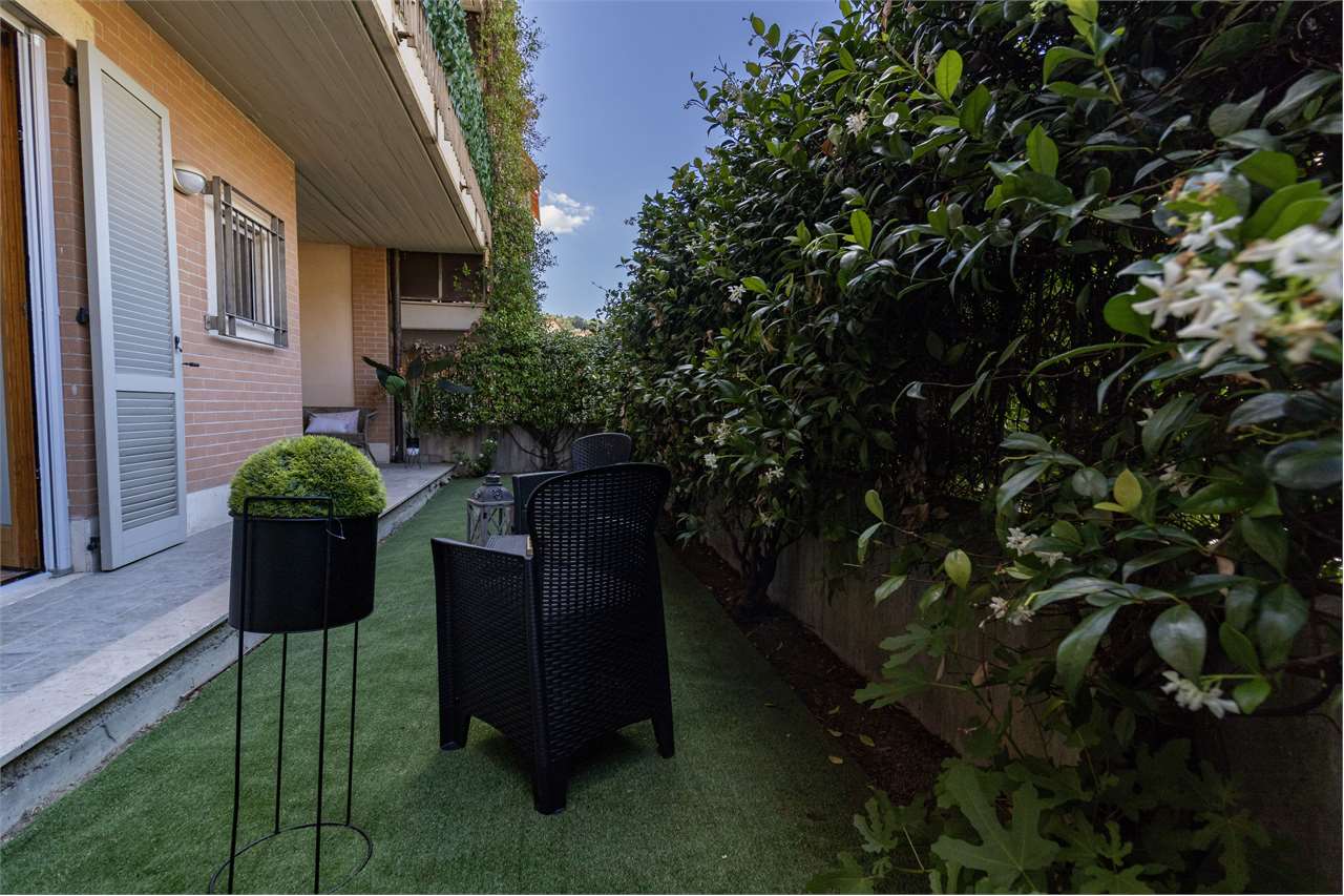 Bilocale con giardino privato in palazzina moderna — Appartamento in vendita a Spoleto — anteprima 48
