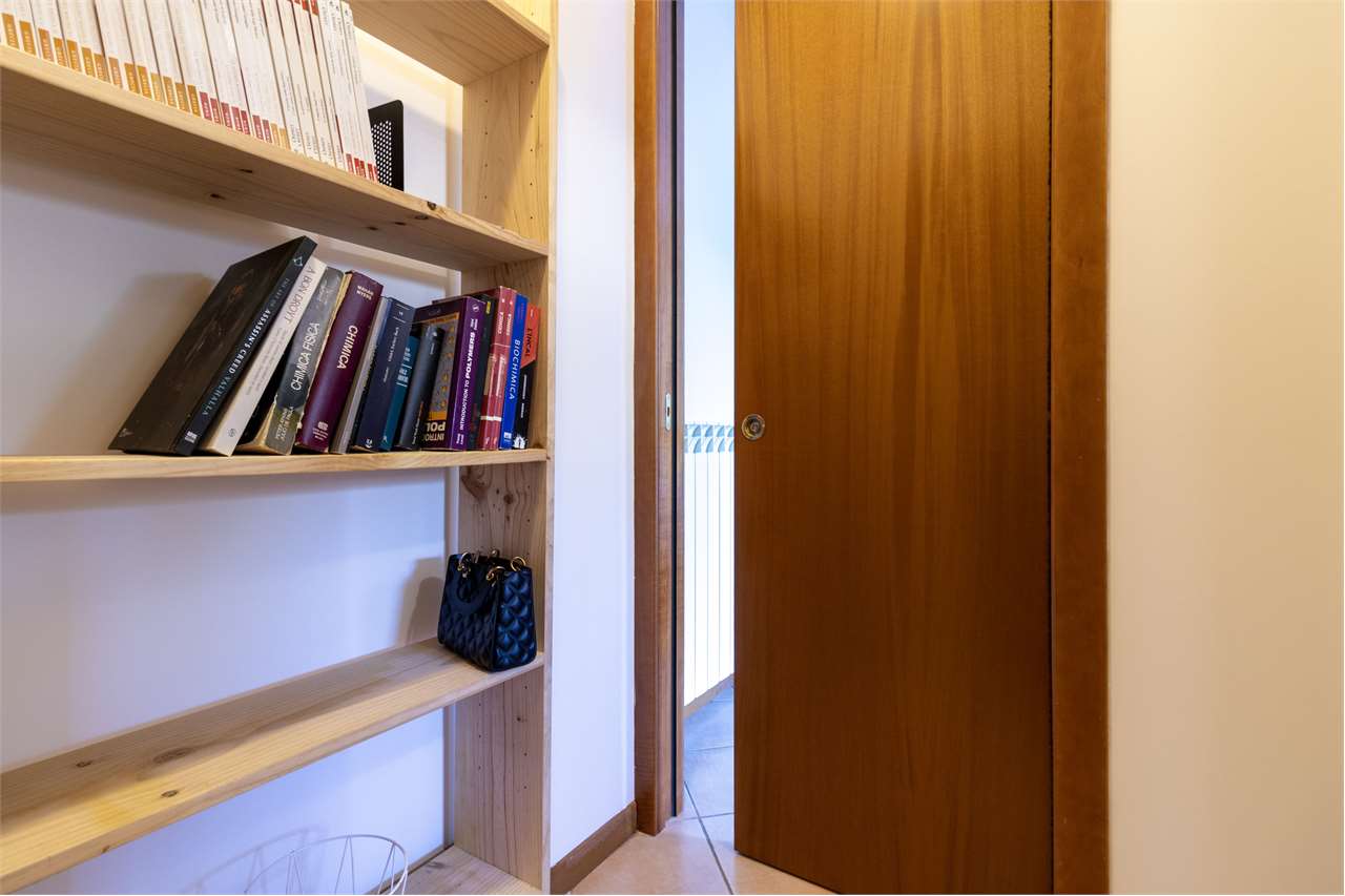 Bilocale con giardino privato in palazzina moderna — Appartamento in vendita a Spoleto — anteprima 50