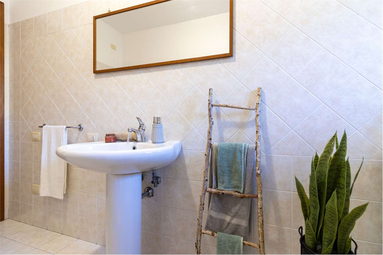 Bilocale con giardino privato in palazzina moderna — Appartamento in vendita a Spoleto — anteprima 58