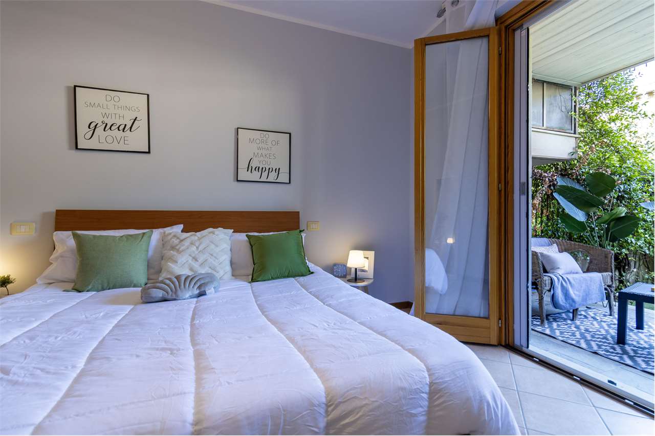 Bilocale con giardino privato in palazzina moderna — Appartamento in vendita a Spoleto — anteprima 75