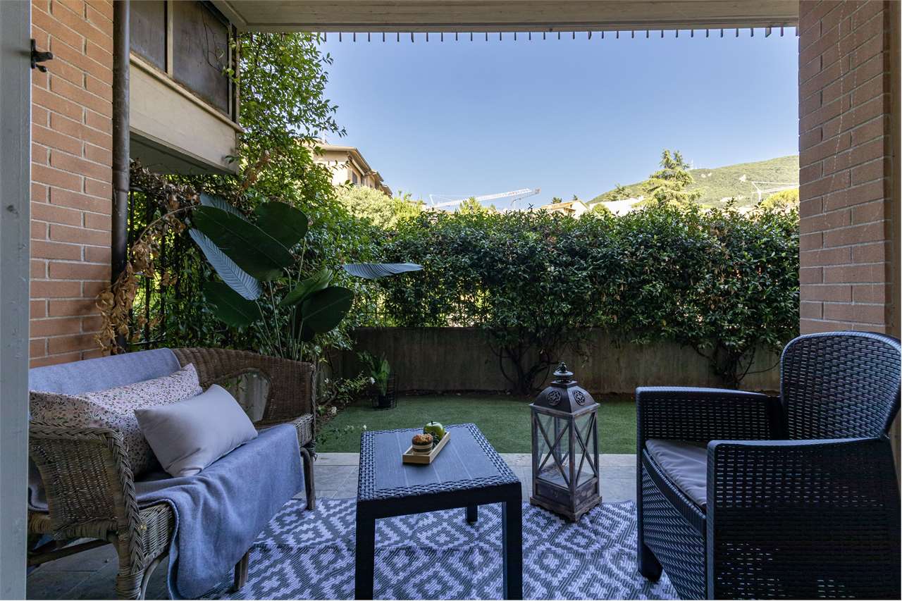 Bilocale con giardino privato in palazzina moderna — Appartamento in vendita a Spoleto — anteprima 76