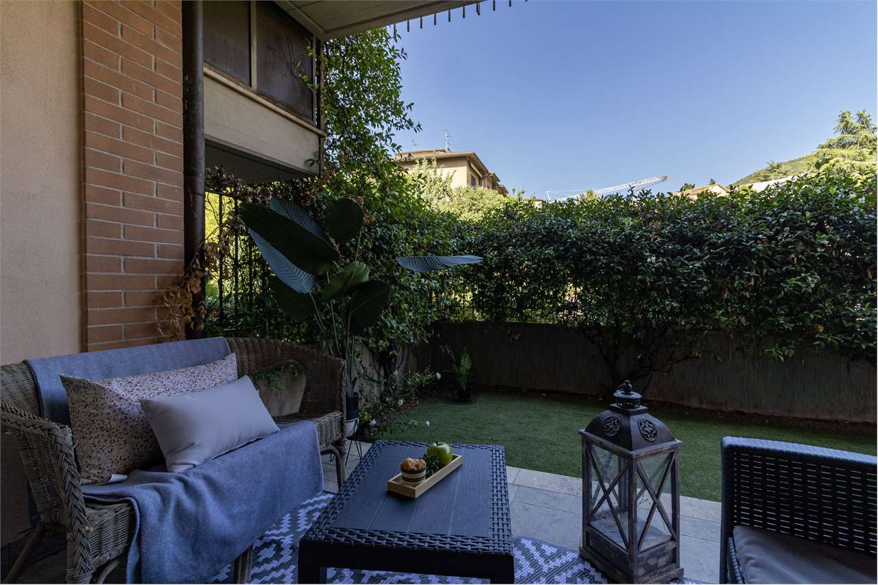 Bilocale con giardino privato in palazzina moderna — Appartamento in vendita a Spoleto — anteprima 77