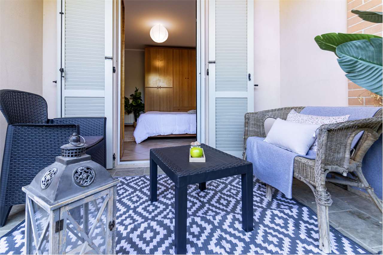 Bilocale con giardino privato in palazzina moderna — Appartamento in vendita a Spoleto — anteprima 80